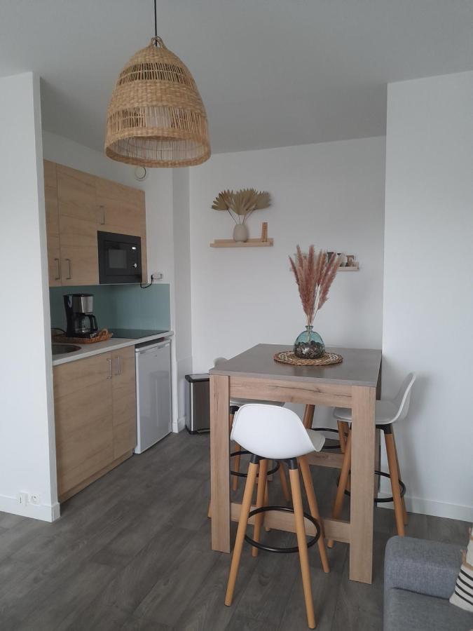 T2 Avec Balcon Refait A Neuf